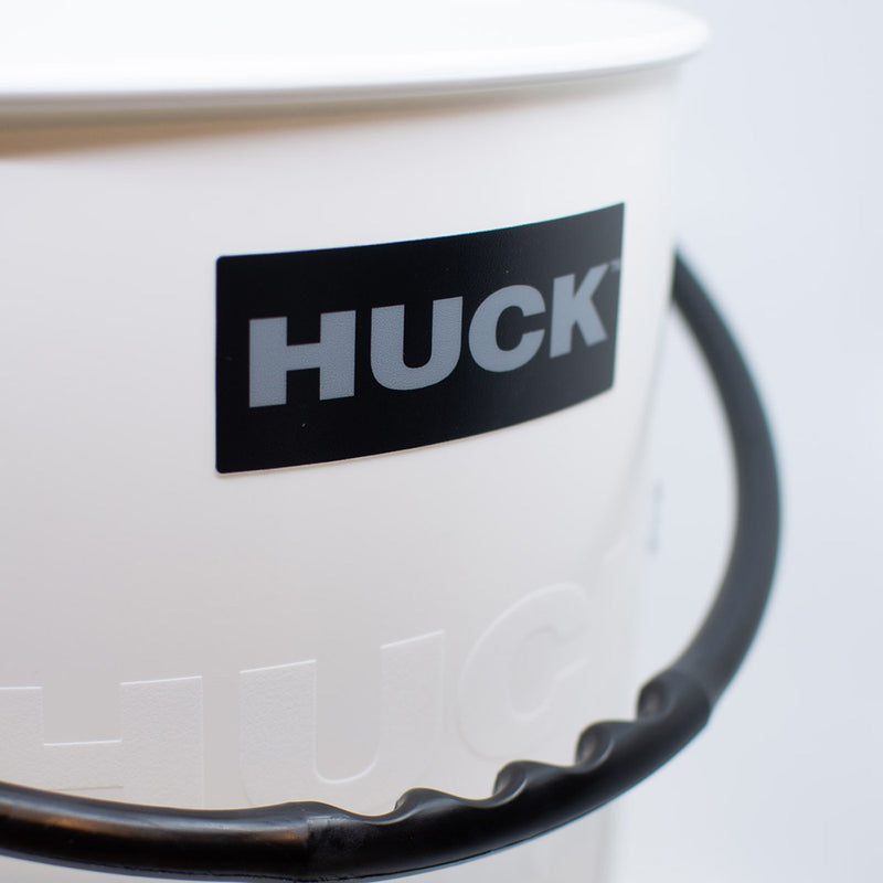 HUCK Performance Bucket - Tuxedo - White w/Black Handle [76174] - Essenbay Marine